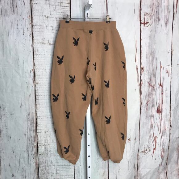 Playboy x Missguided logo print graphic high waisted relax sweatpants - Picture 2 of 10